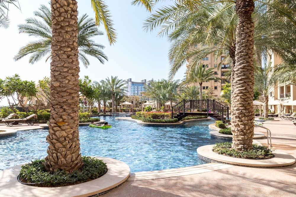 undefined Luxury Lifestyle In This 1BR Apt - Fairmont Palm Jumeirah