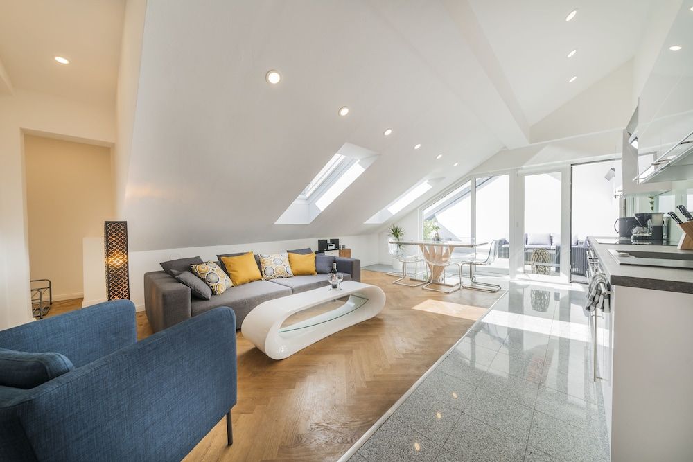 undefined 100sqm w terrace-Danube-AC - Netflix-3BR 9