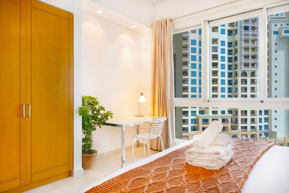 undefined Maison Privee - Modern and Airy 2BR in Palm Jumeirah 7
