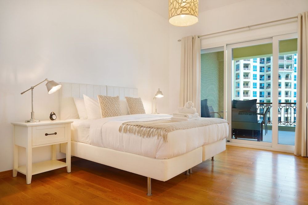 undefined Maison Privee - Modern and Airy 2BR in Palm Jumeirah 5