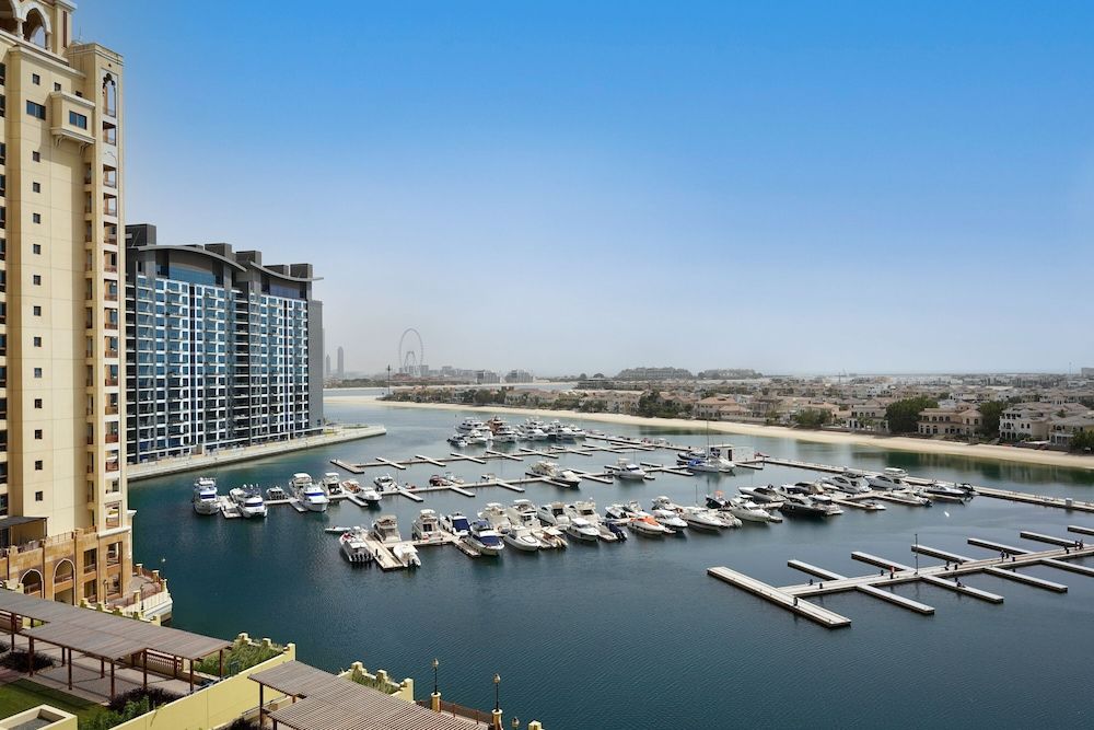 undefined Maison Privee - Modern and Airy 2BR in Palm Jumeirah 2