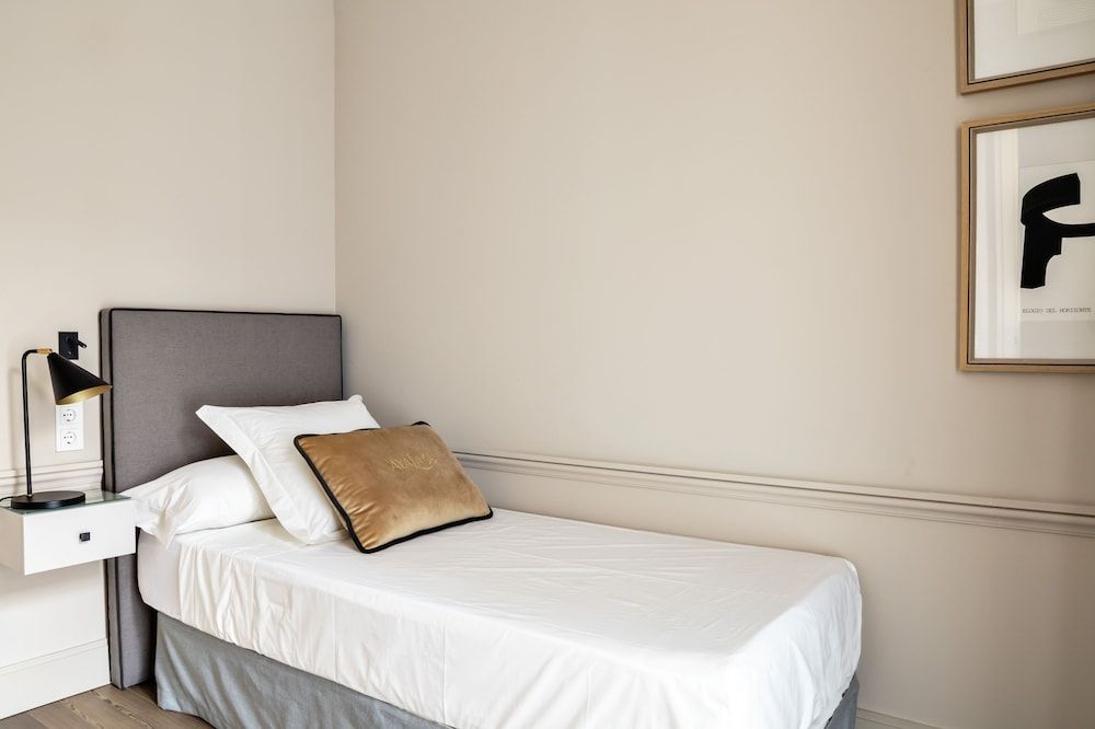 Ayala 63 Luxury Penthouse, 2 Bedrooms, City View 2