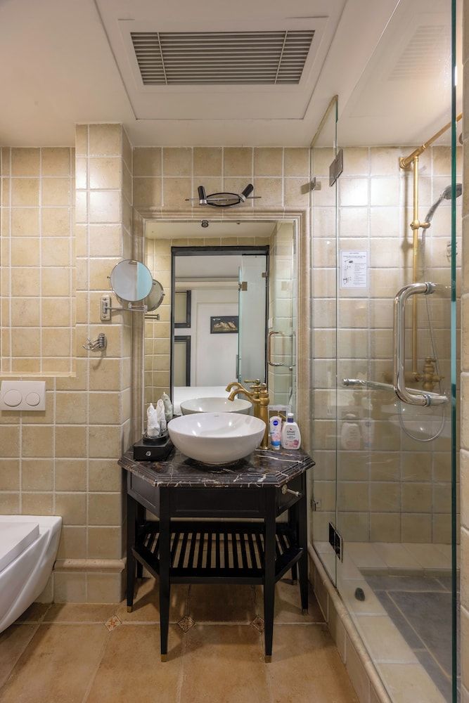 A25 Hotel - 06 Truong Dinh Superior Double Room 6