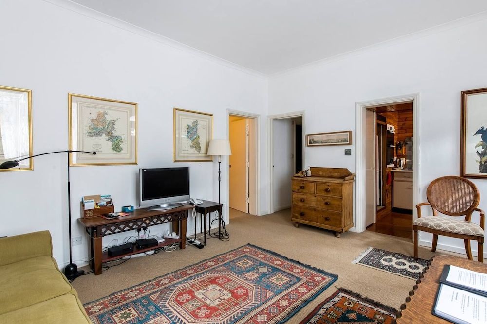 Traditional 1 Bed in Chelsea Near Harrods Apartment (1 Bedroom) 15