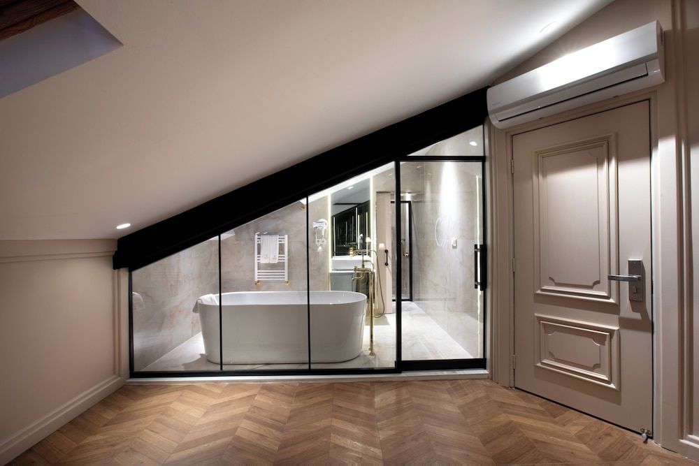 undefined Walton Gardens Pera 8