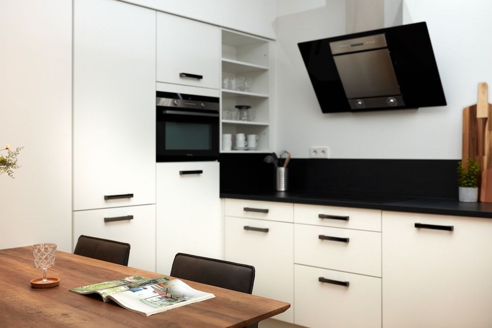 Damrak Short Stay Amsterdam Comfort Apartment 4