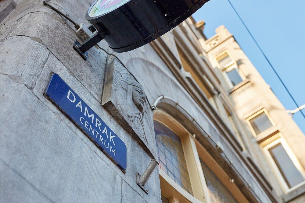 undefined Damrak Short Stay Amsterdam 6