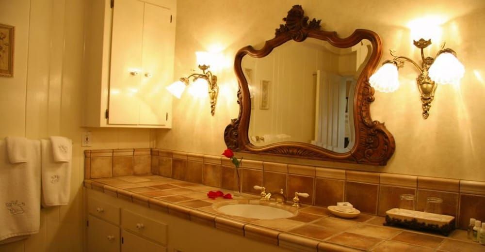 Hideaway suite