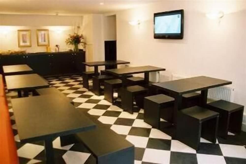 undefined Hotel 74 5