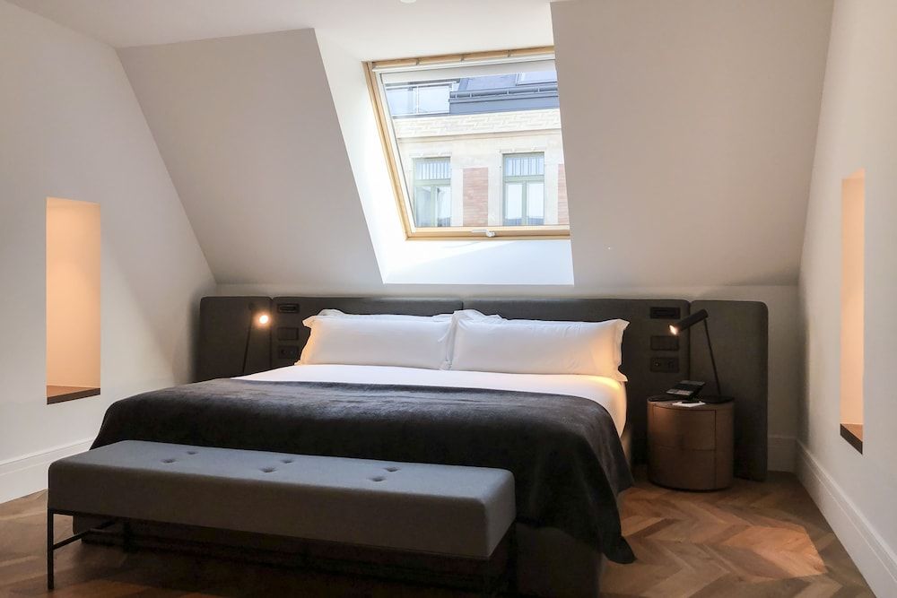 Presidential Suite (SPA access)