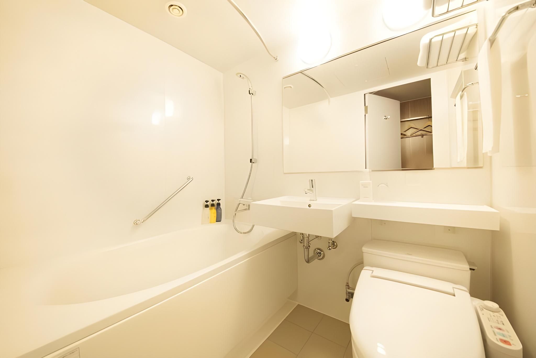 Semi Double Room - Non-Smoking