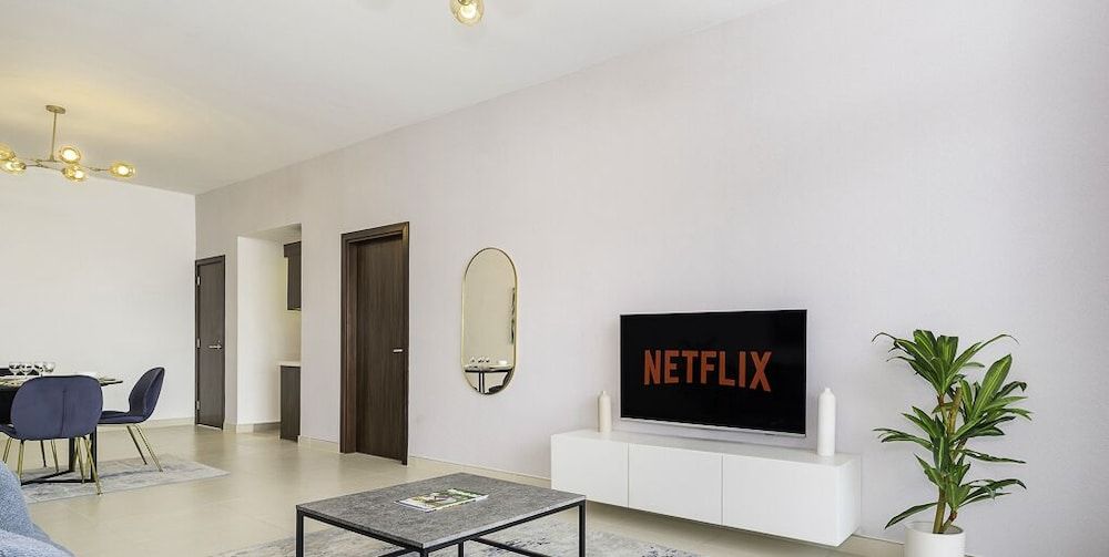 LUX Holiday Home - Azure Residence 5