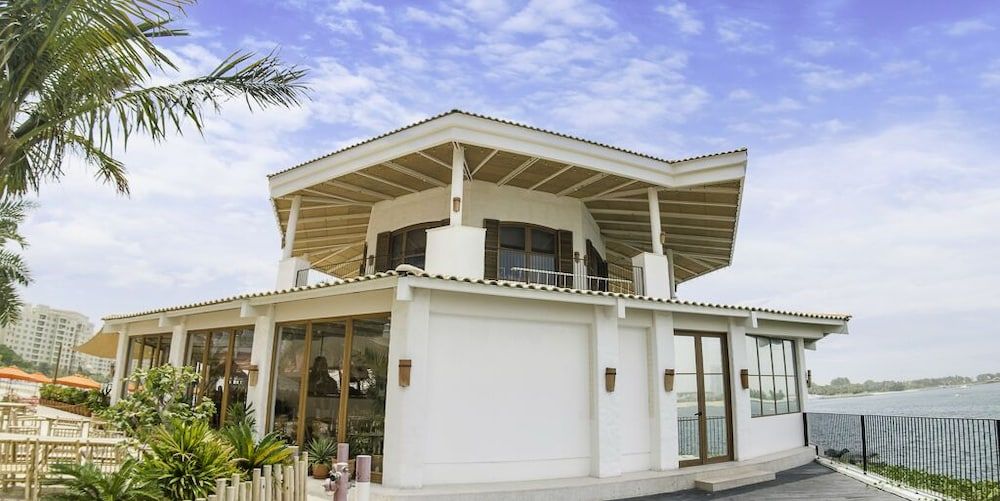 undefined LUX Holiday Home - Azure Residence 5