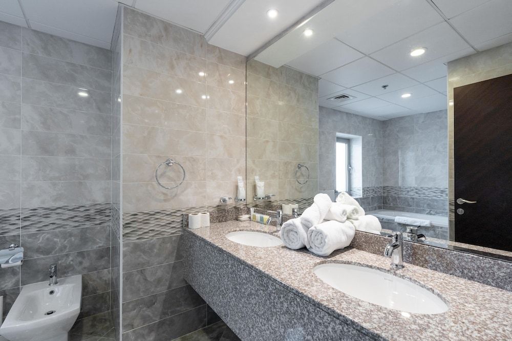 GLOBALSTAY. Luxury 4BR Private Pool Penthouse Luxury Apartment, 4 Bedrooms, Private Pool, Sea View 24