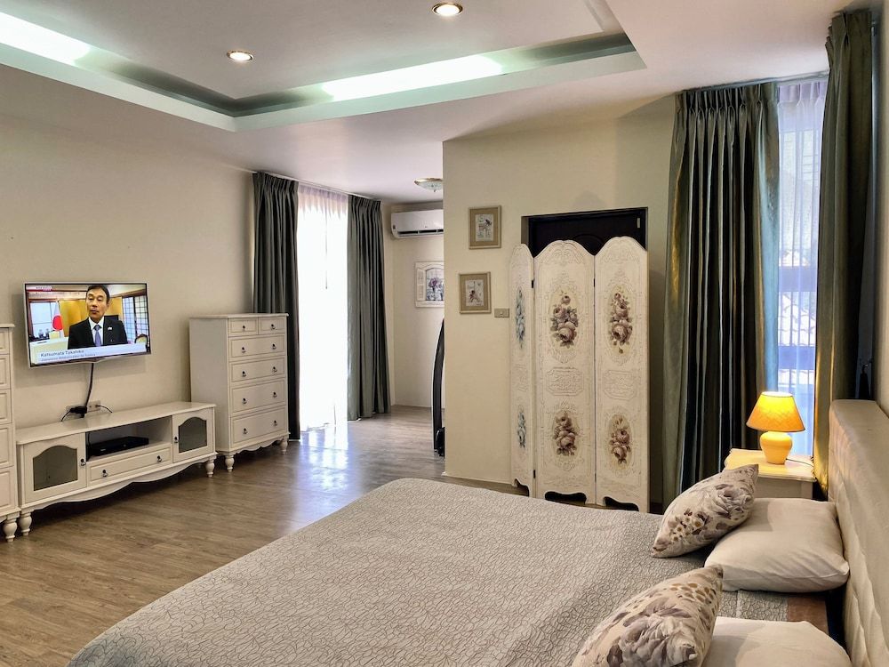 T.W. Marina Pool Villa Pattaya Family Villa 6