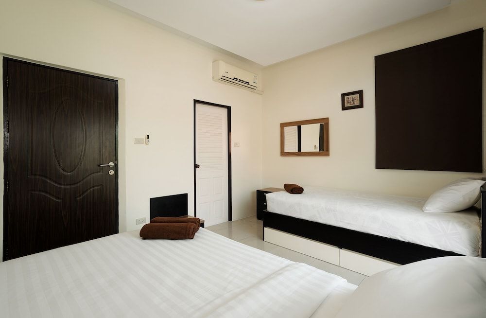 T.W. Marina Pool Villa Pattaya Family Villa