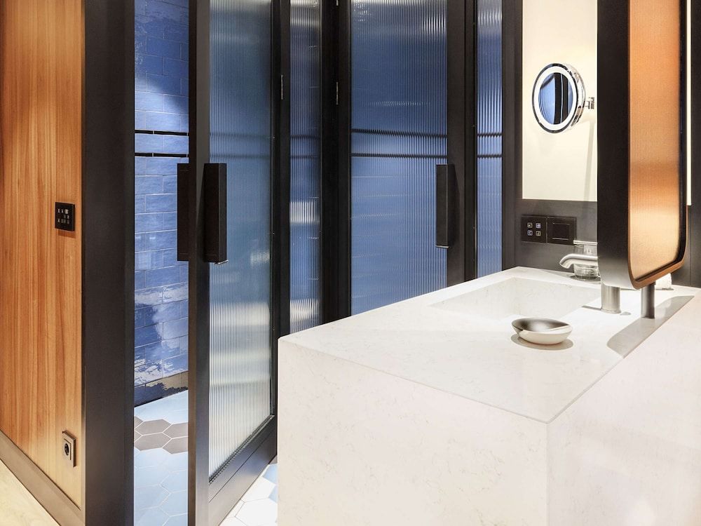 Pullman Budapest Deluxe Room, 1 King Bed, Non Smoking 8