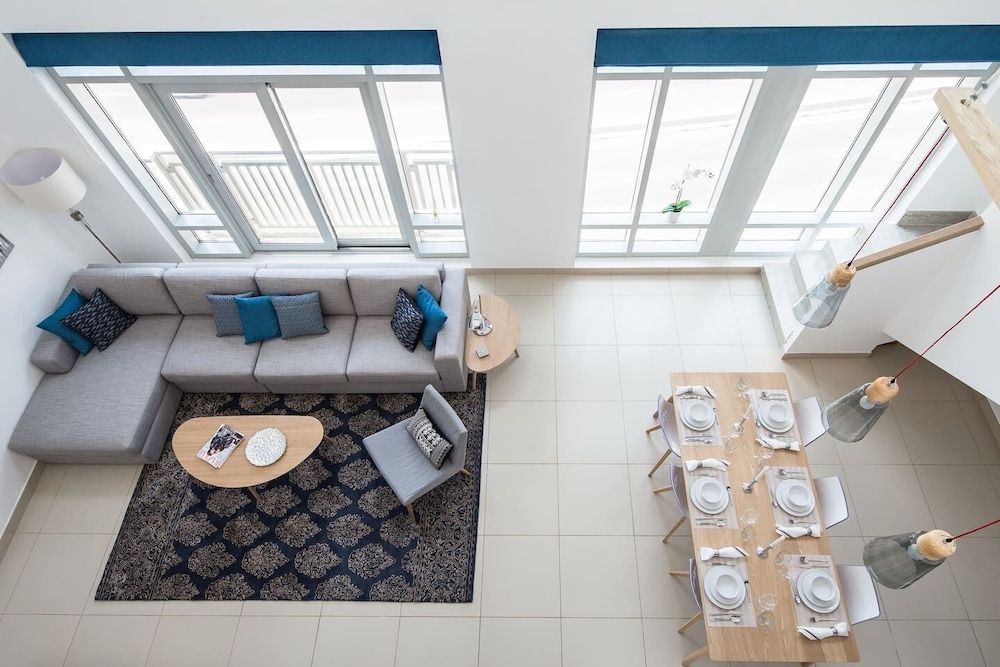 undefined Unique + Stunning 2BR Loft in Downtown Dubai! 7