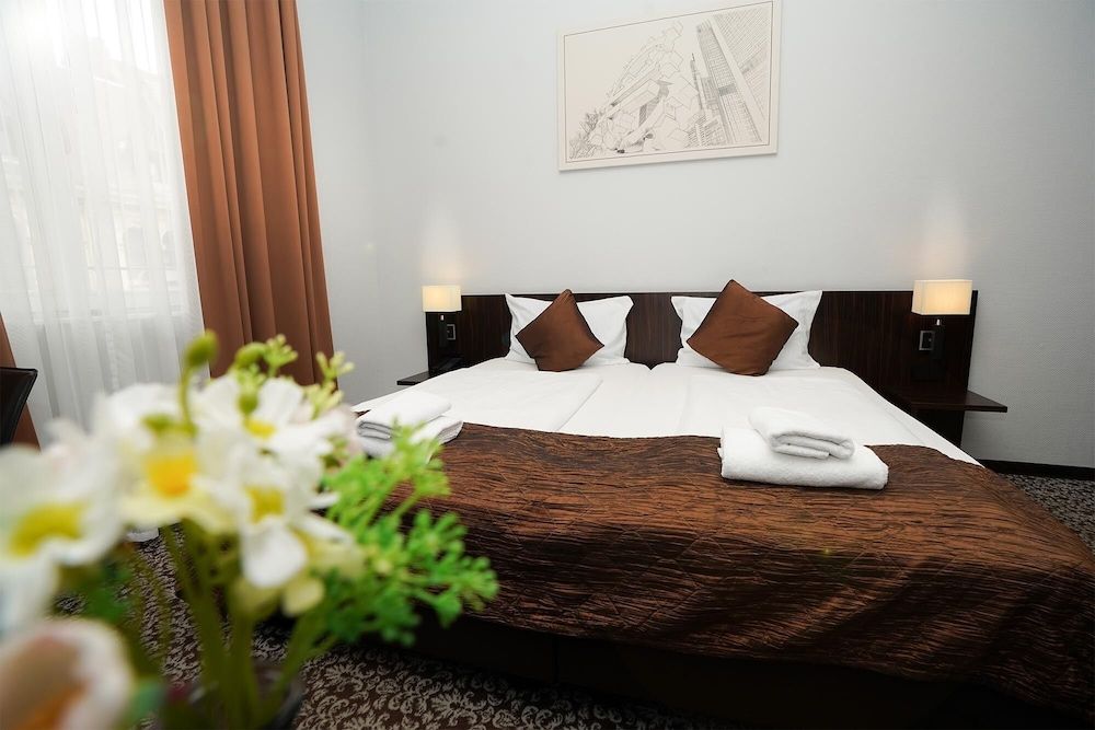 The Atrium Hotel Business Twin Room 6