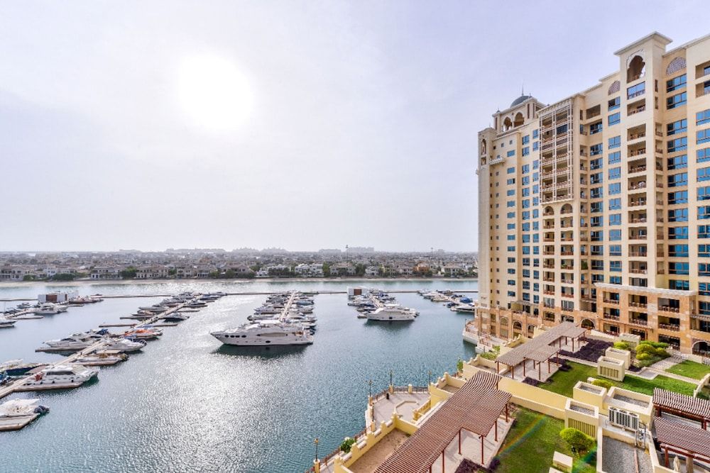 undefined Marvelous 2BR Apt. in Palm Jumeirah 2