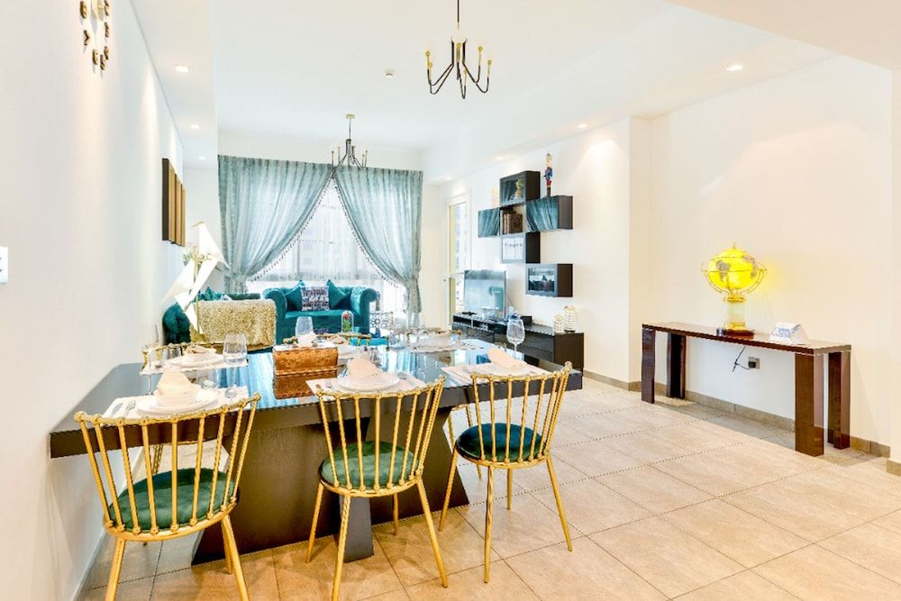 undefined Marvelous 2BR Apt. in Palm Jumeirah 7