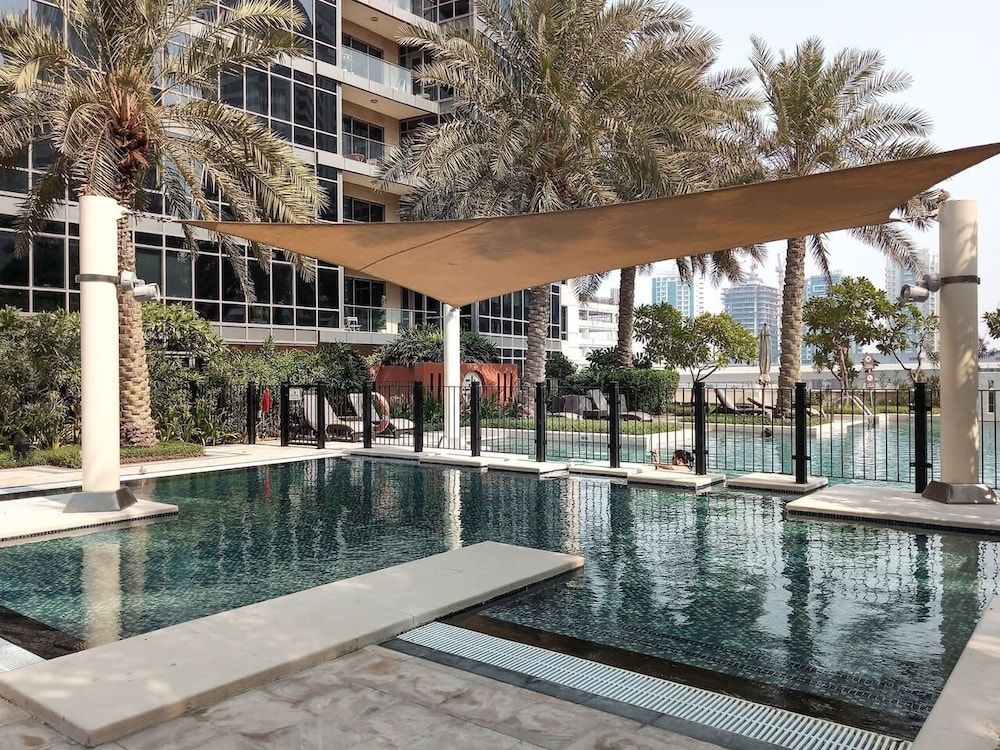 undefined Light + Beautiful 1BR in Amazing Downtown Dubai!