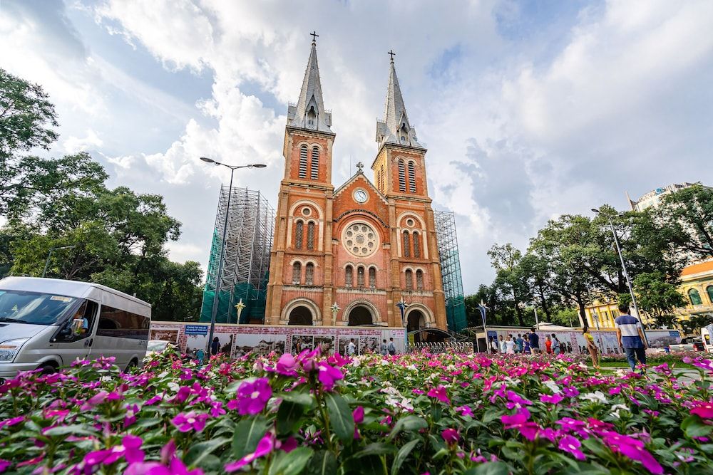 undefined Saigon Skyline Suite in Central District 1 5