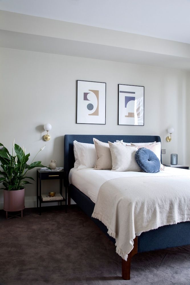 undefined London Islandic One Excel - O2 - Parking 9