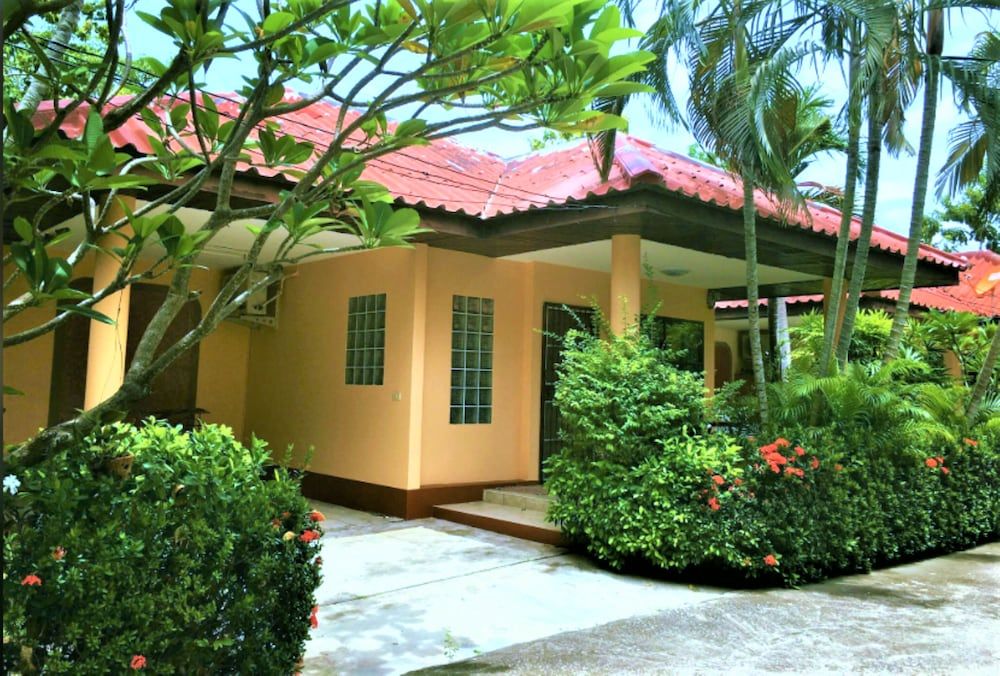 undefined Busaba House 9