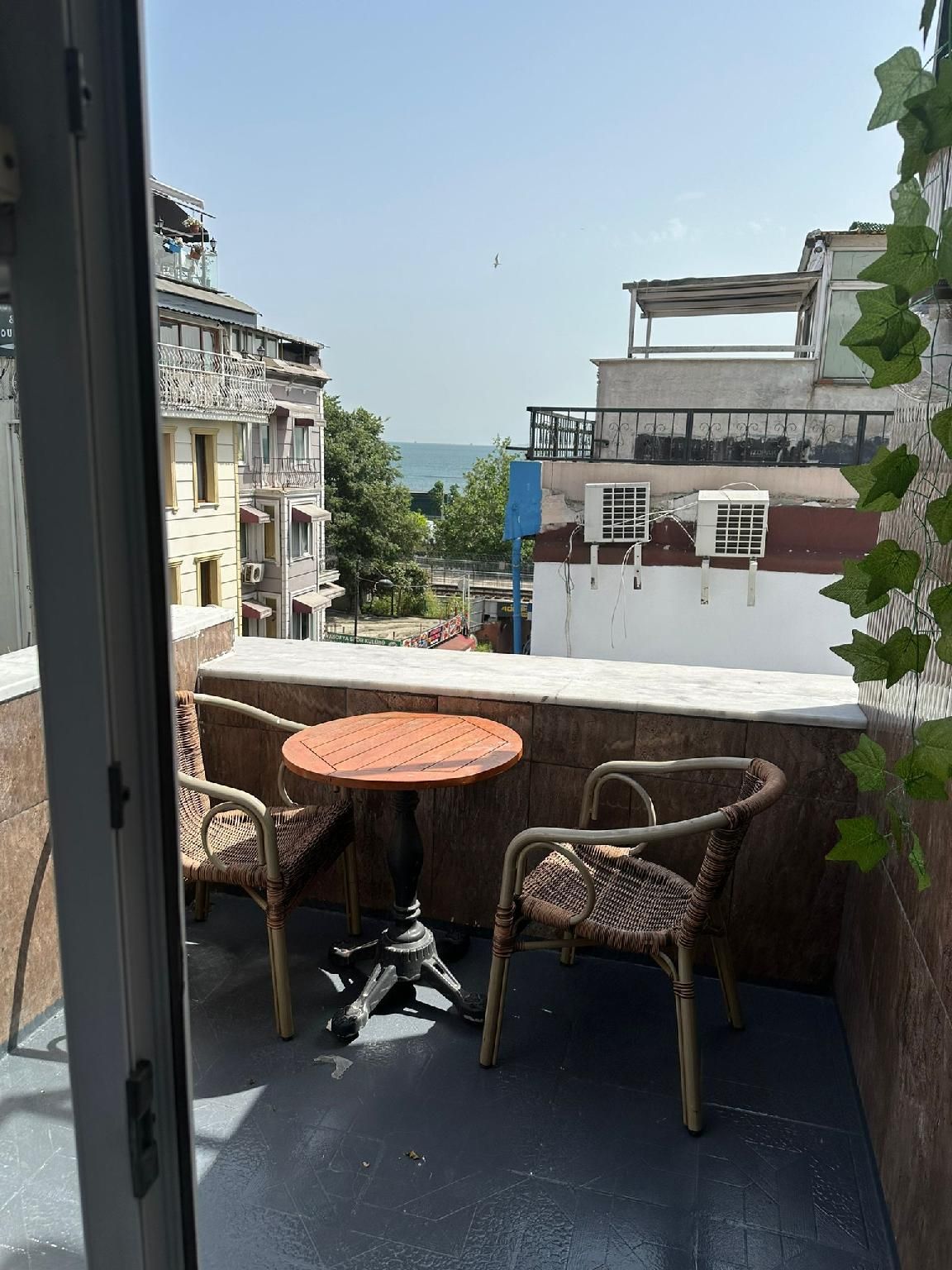 Hotel Rose Bouquets Deluxe Double Room with Balcony and Sea View 2