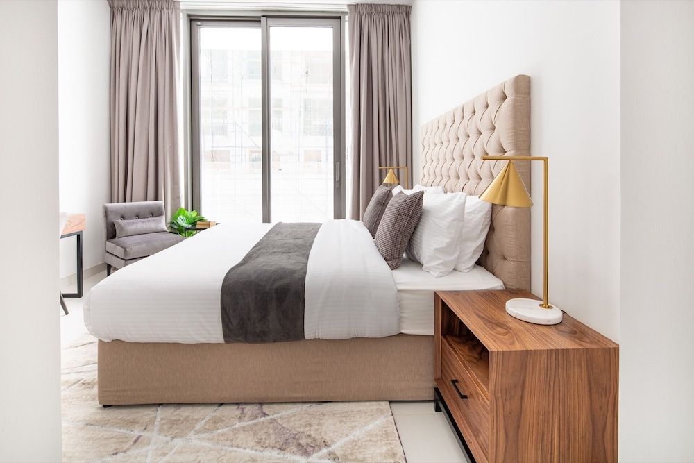 undefined Superb 1BR Apartment Situated in Palm Jumeirah 8