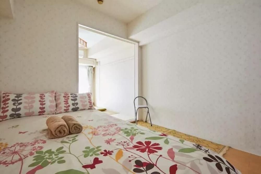 undefined Cookie House CT 9