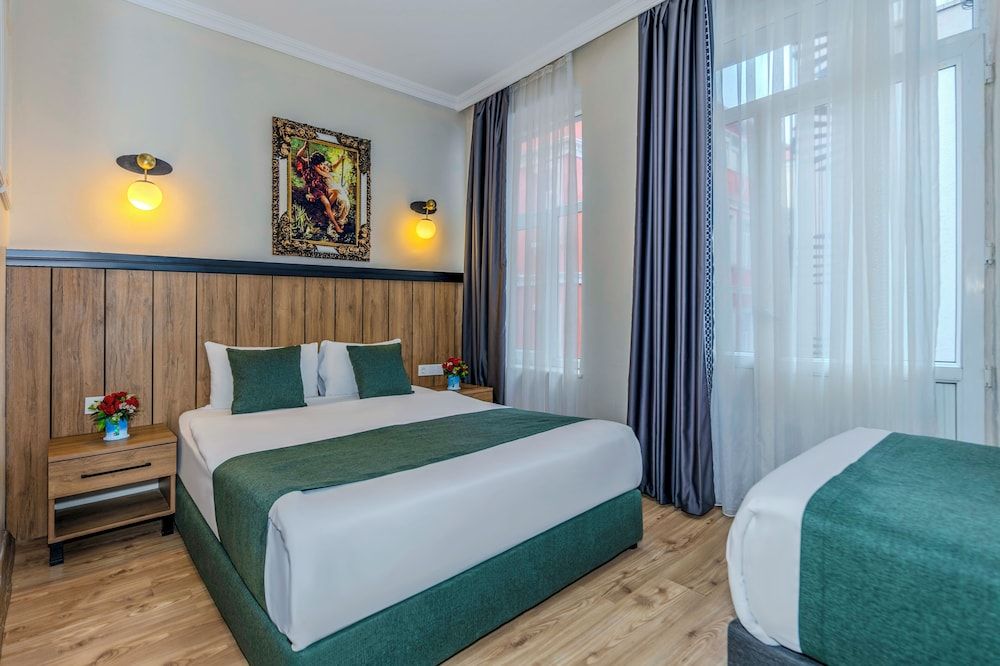 undefined La Pera Suites 3