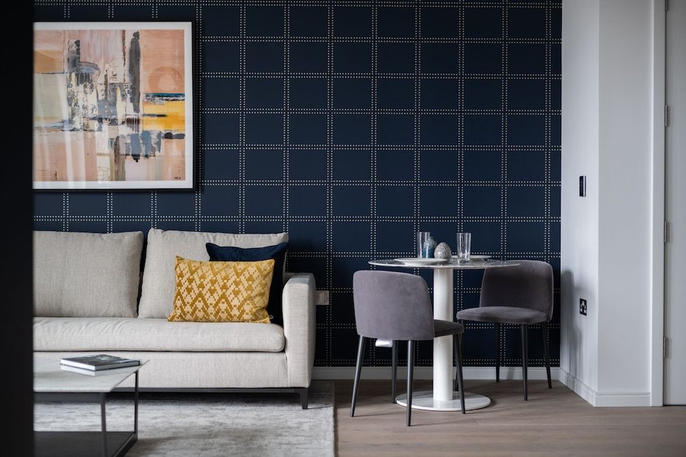 undefined Stylish Studio Apartment With River Views in Londons Bustling Docklands 7