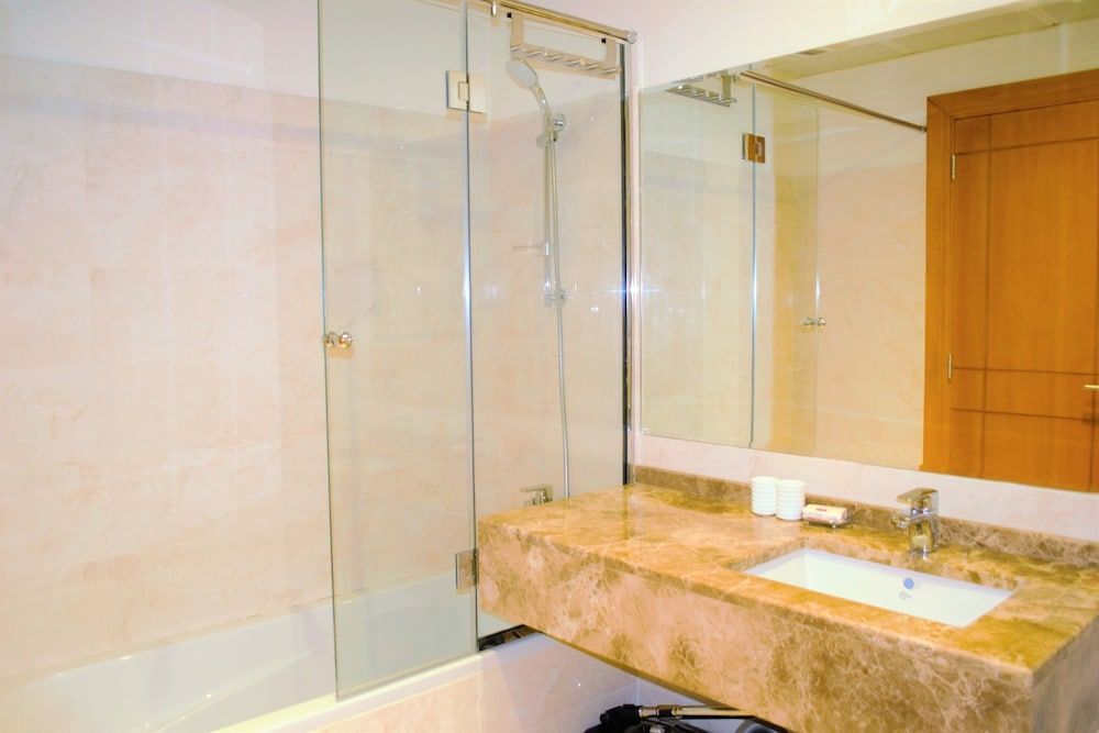 Stylish 1BR near MOE - MRD Apartment (Murad) 15