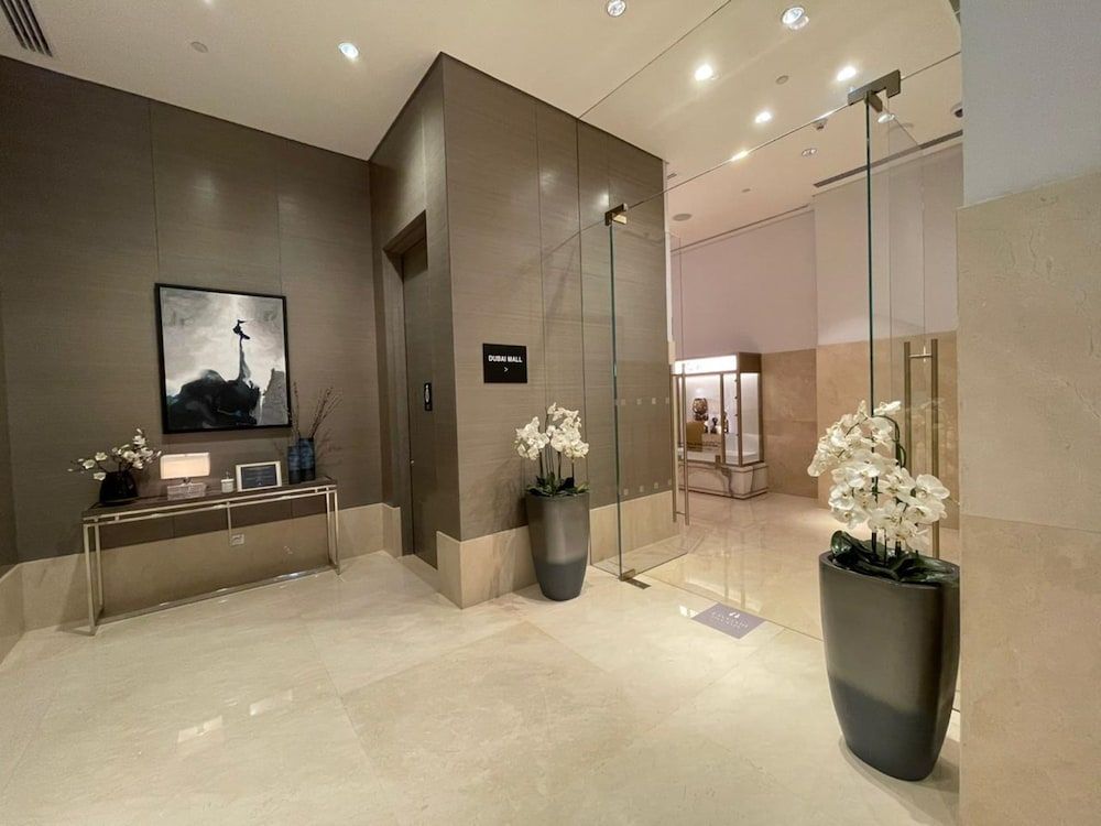 undefined Fashion Avenue Dubai Mall Residences - Studio with balcony 9