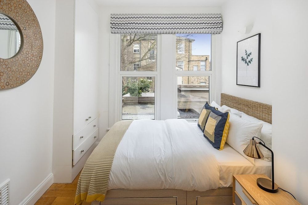 undefined Lovely Designer 1 Bedroom Shepherd's Bush 7 min to Tube 6