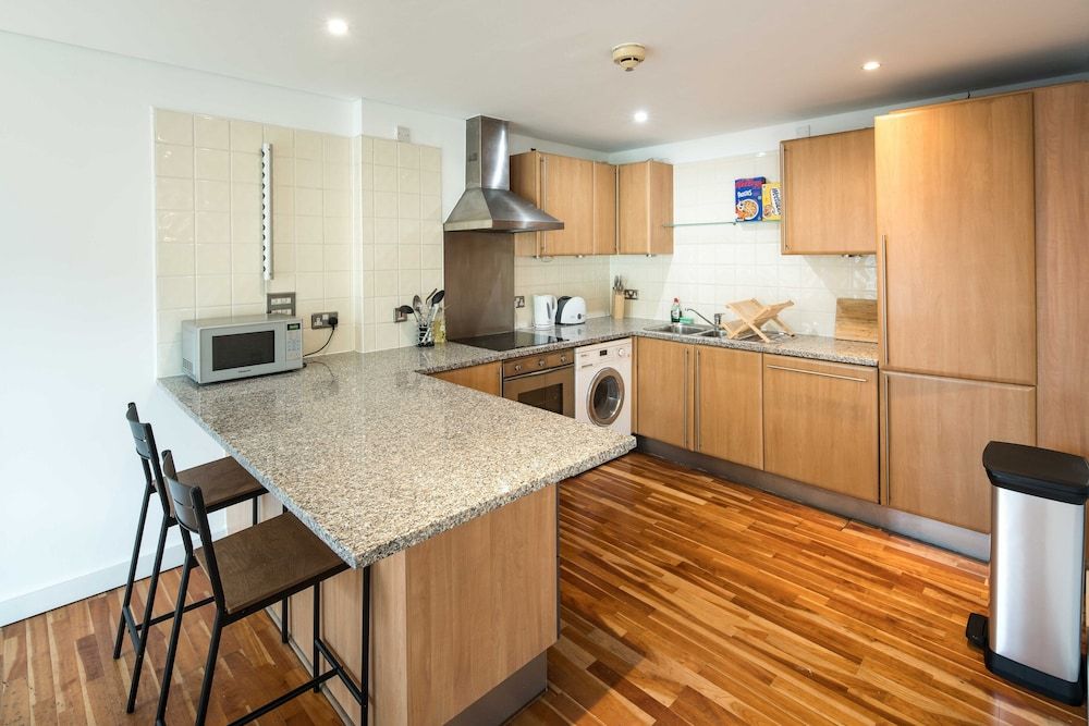 undefined Broadband 2BD City Flat Farringdon Expedia 6