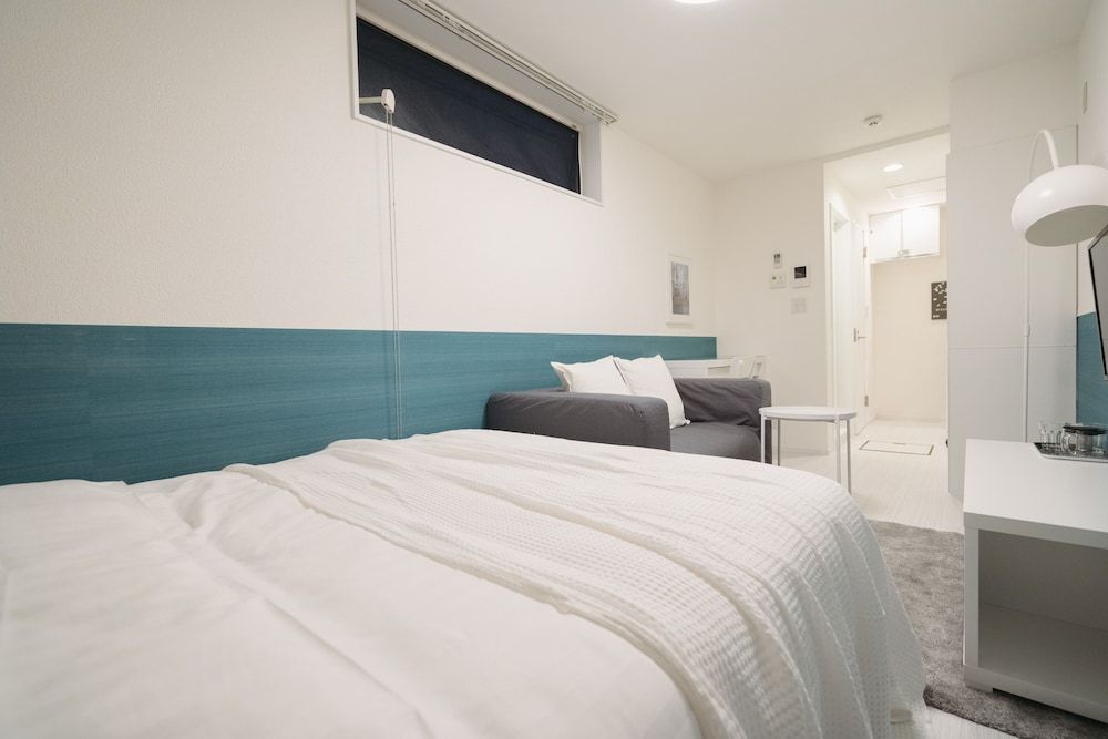 Miyako Shinjuku Hotel Deluxe Double Room 4