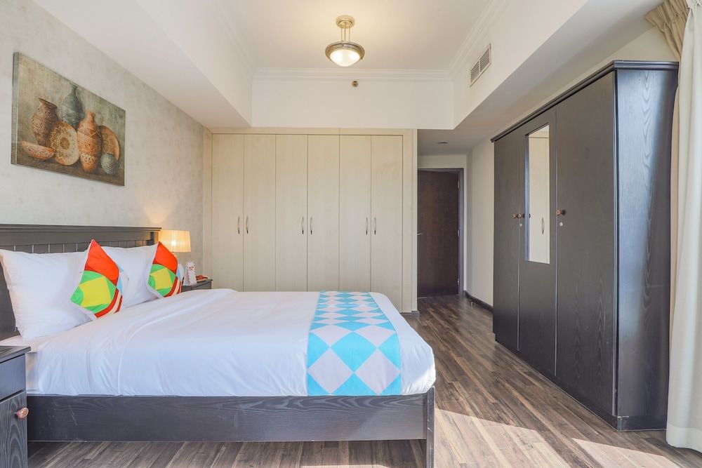 undefined OYO Home 300 2BHK Al Waleed Paradise JLT