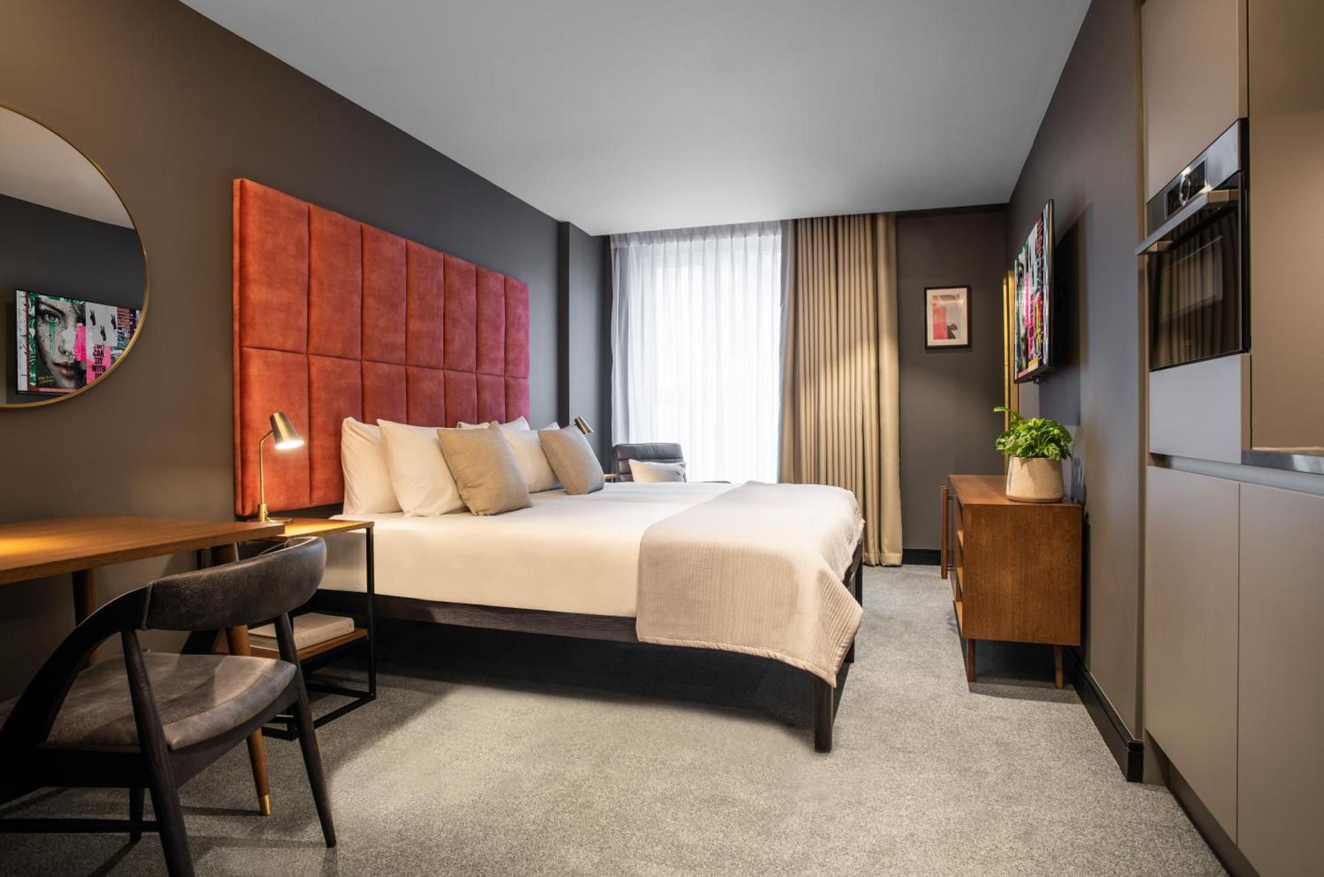 The Gate London City Urban Twin Studio 3