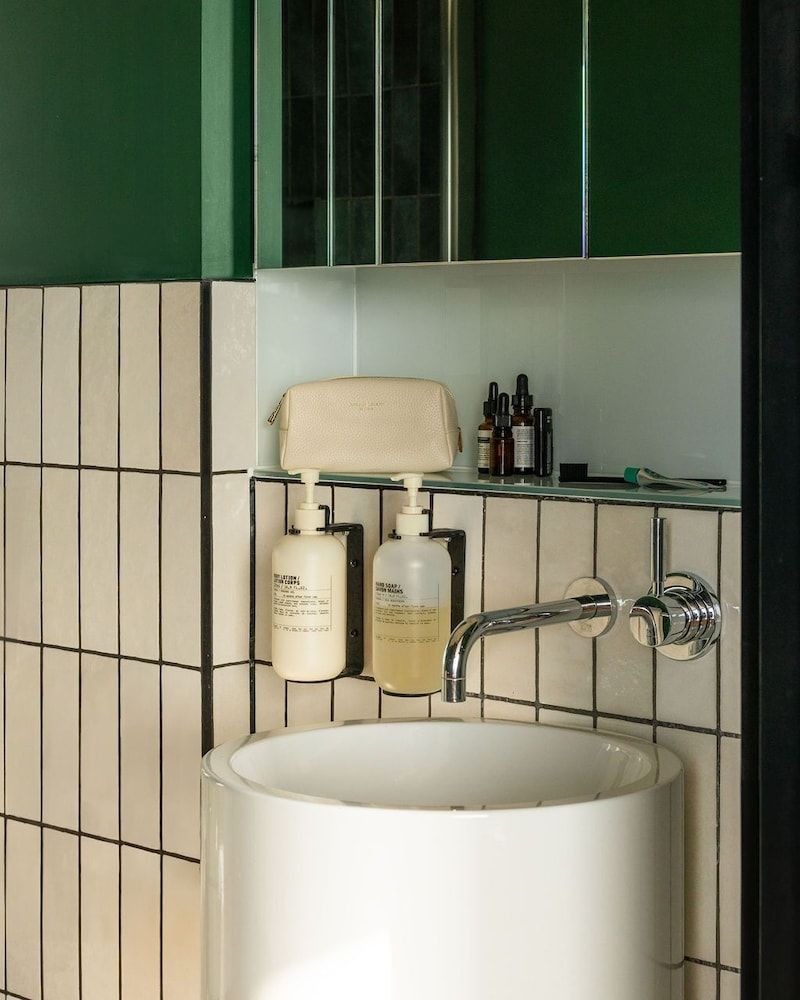 The Gate London City Urban Studio 8