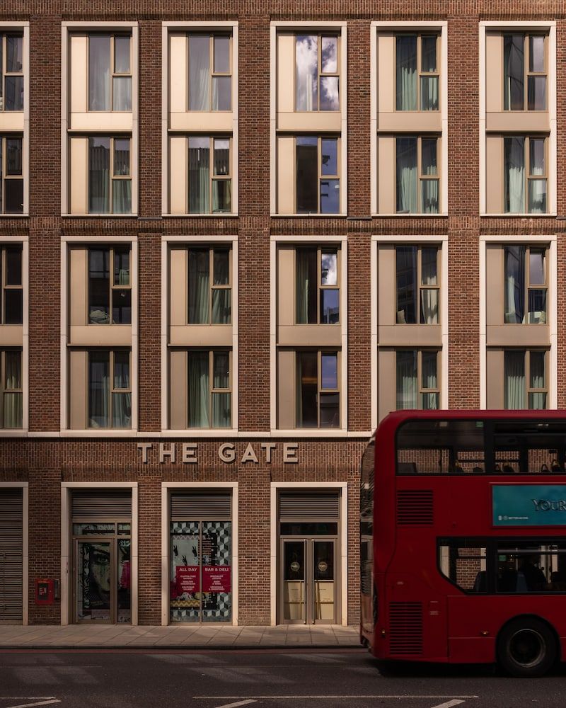undefined The Gate London City 10