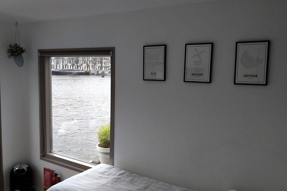 undefined little AMSTEL HouseBoat 2