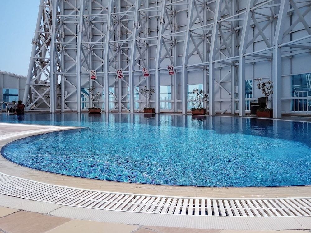 undefined Superb Studio w/ Lake Views in JLT - Near the Metro!