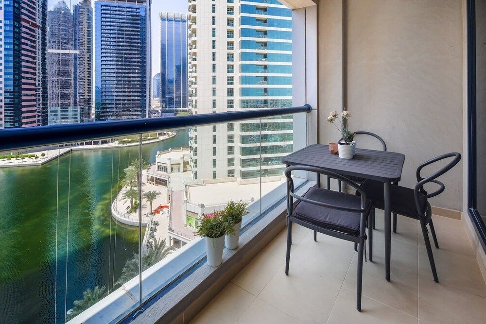 undefined Superb Studio w/ Lake Views in JLT - Near the Metro! 5