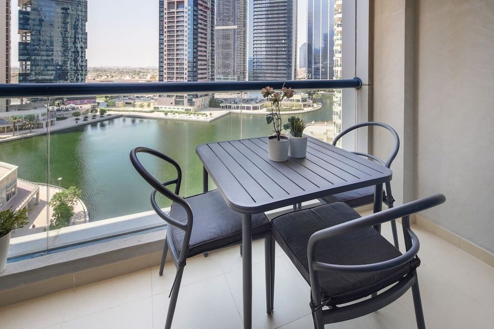 undefined Superb Studio w/ Lake Views in JLT - Near the Metro! 6