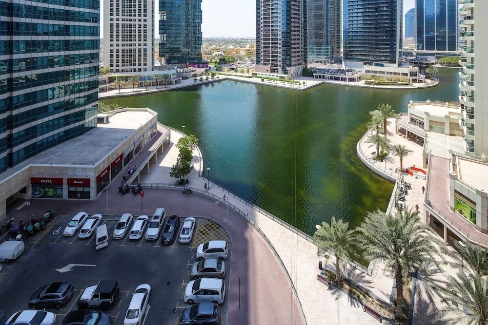 undefined Superb Studio w/ Lake Views in JLT - Near the Metro! 7