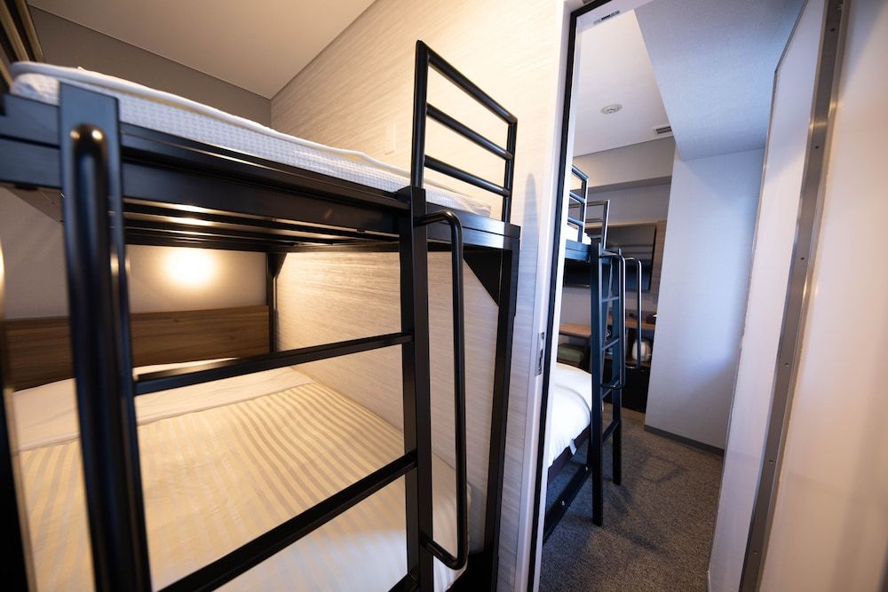 undefined Super Hotel Tokyo Akabane eki Minamiguchi 2