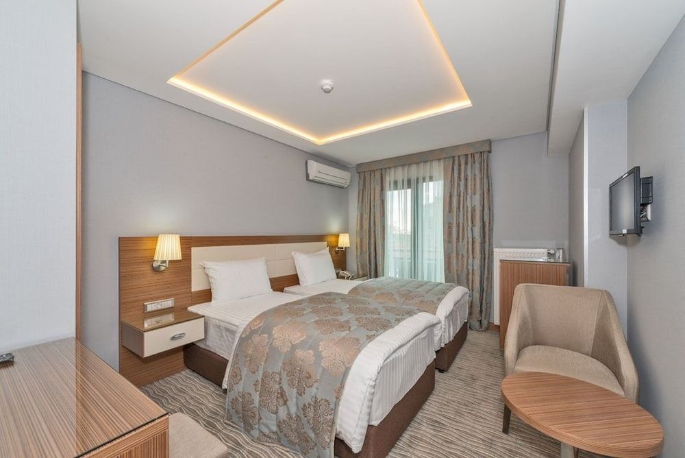 undefined Floransa City Hotel 3